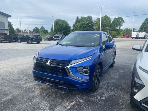 Used 2024 Mitsubishi Eclipse Cross SE AWD/4WD image 3
