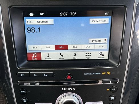 Used 2018 Ford Explorer Limited w/ Equipment Group 301A image 13