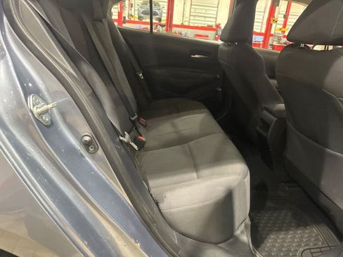 Used 2021 Toyota Corolla LE FWD image 11