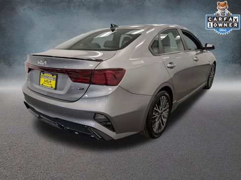 Used 2023 Kia Forte GT-Line w/ GT-Line Premium Package FWD image 4