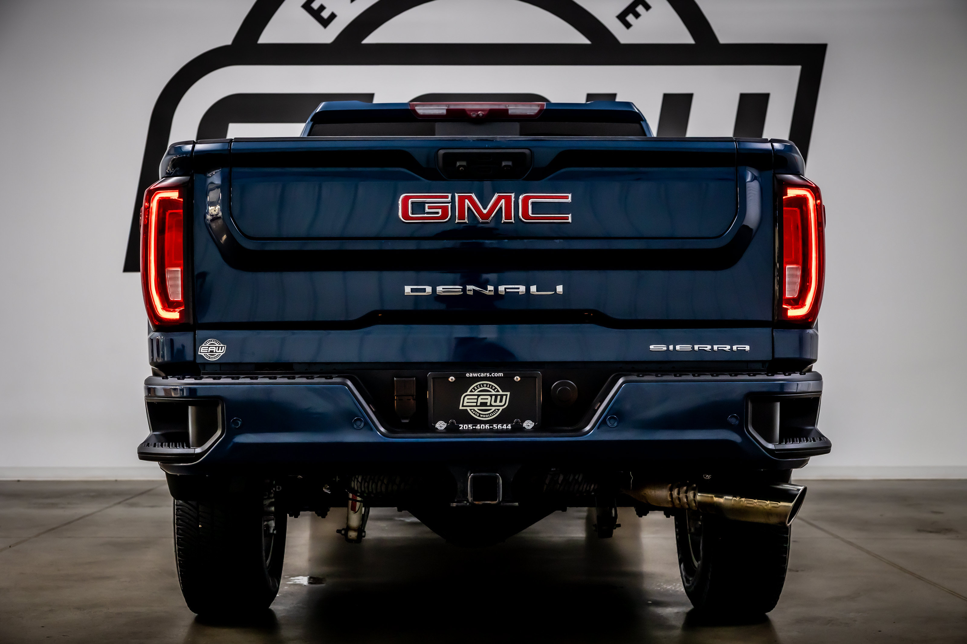 Used 2021 GMC Sierra 2500 Denali w/ Denali Ultimate Package AWD/4WD image 11