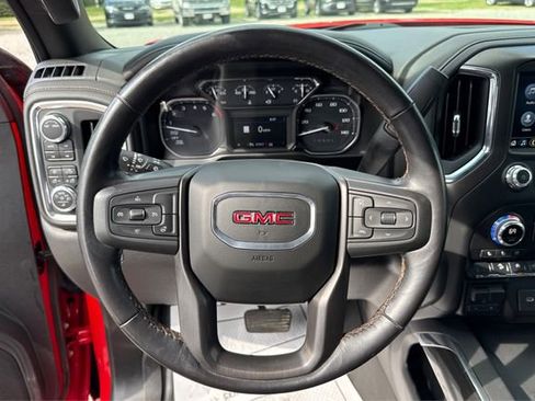 Used 2021 GMC Sierra 1500 AT4 w/ AT4 Preferred Package AWD/4WD image 16