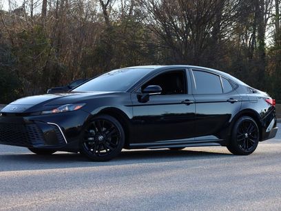 Used 2025 Toyota Camry SE