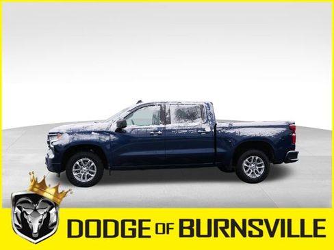 Used 2022 Chevrolet Silverado 1500 RST image 4