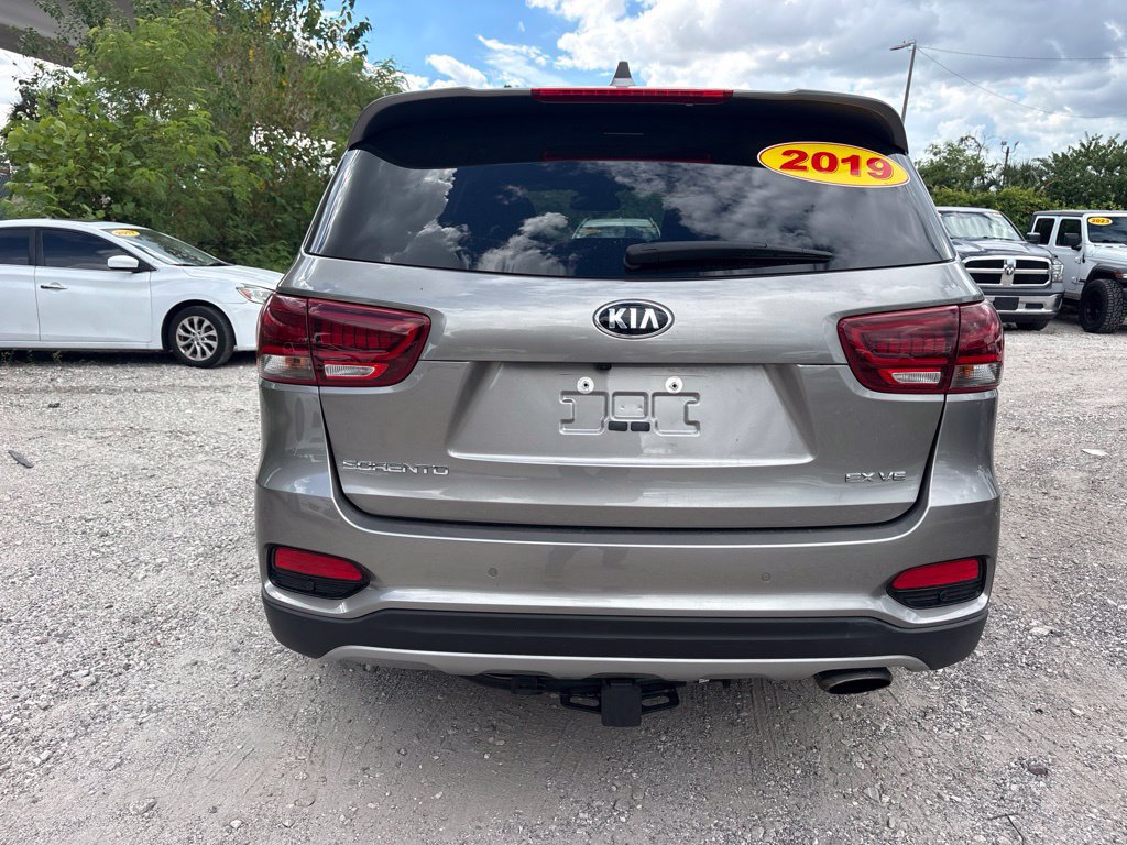 Used 2019 Kia Sorento EX FWD image 4