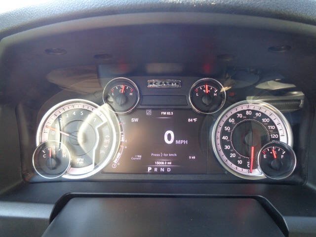 Used 2022 RAM 1500 Classic SLT w/ Electronics Group AWD/4WD image 15