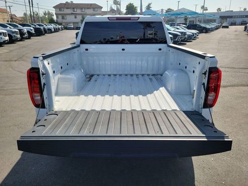 Used 2023 GMC Sierra 1500 Elevation image 24