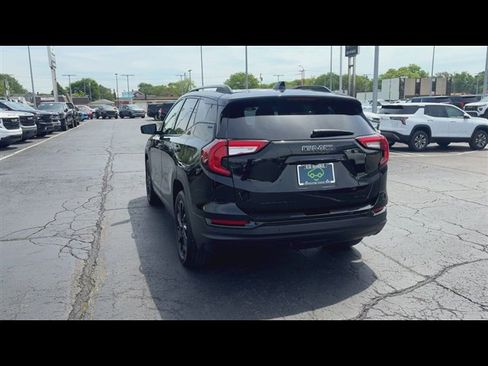 Used 2023 GMC Terrain SLT w/ Tech Package AWD/4WD image 7