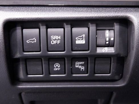 Used 2023 Subaru Forester Premium image 25