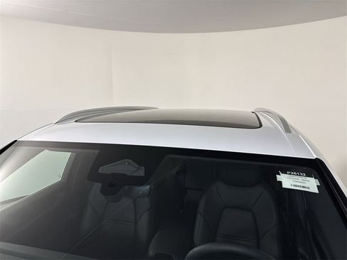 New 2026 Porsche Cayenne image 17