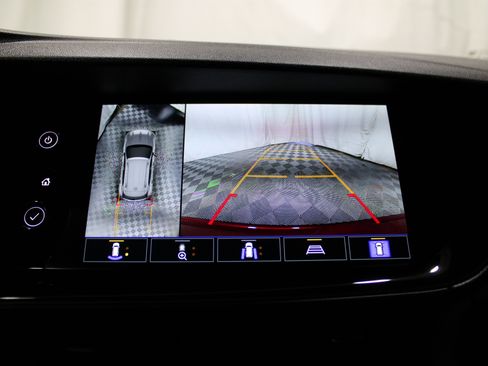 Used 2023 Buick Envision Avenir image 21