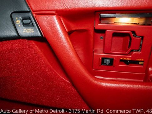 Used 1990 Chevrolet Corvette ZR-1 RWD image 37