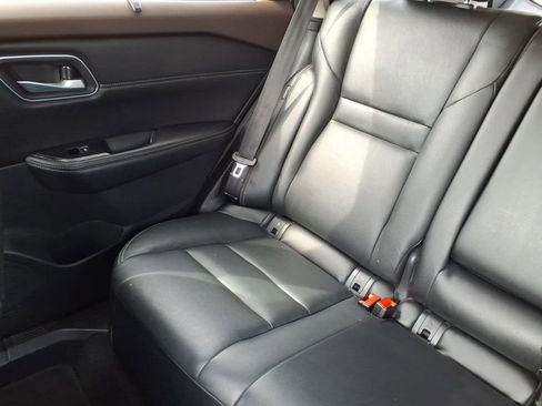 Used 2021 Nissan Rogue SL FWD image 16