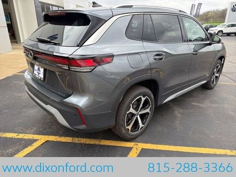 New 2026 Volkswagen Tiguan SE image 7