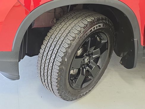 Used 2024 Honda Ridgeline Black Edition image 32