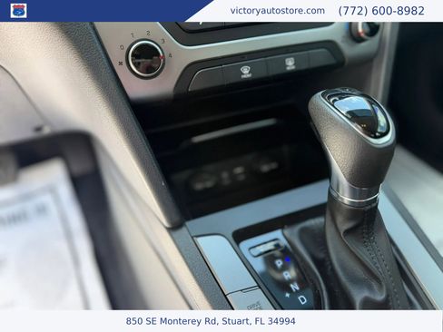 Used 2018 Hyundai Elantra SEL FWD image 22
