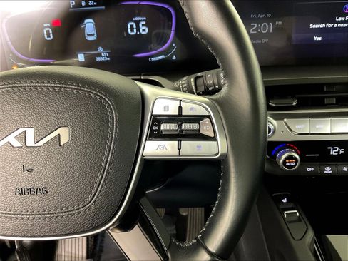 Used 2025 Kia Telluride S AWD/4WD image 12