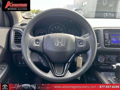 Used 2022 Honda HR-V LX image 19