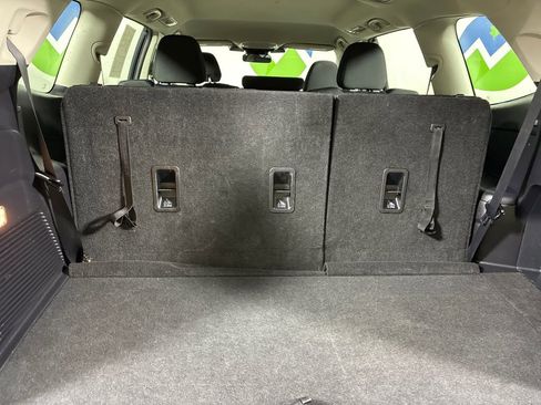 Certified 2024 Subaru Ascent 8-Passenger image 12