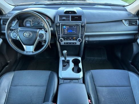 Used 2012 Toyota Camry FWD image 17