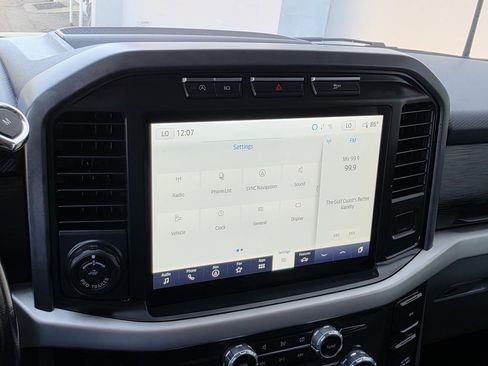 Used 2022 Ford F150 XLT w/ Equipment Group 302A High image 16