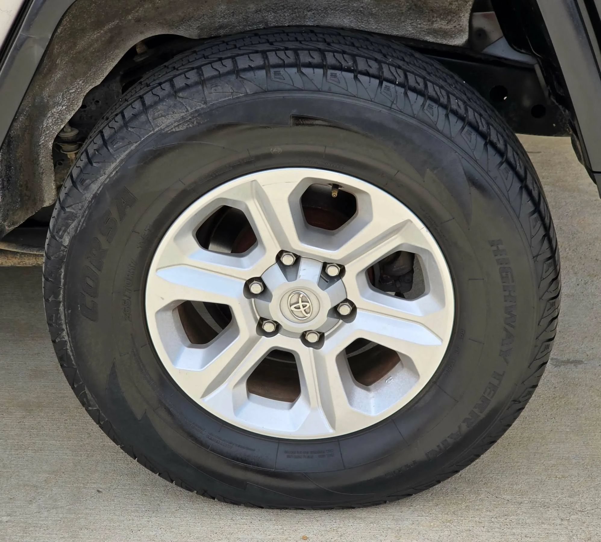 Used 2007 Toyota FJ Cruiser 2WD w/ Convenience Pkg image 29