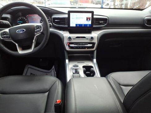 Certified 2024 Ford Explorer XLT w/ Equipment Group 202A image 13