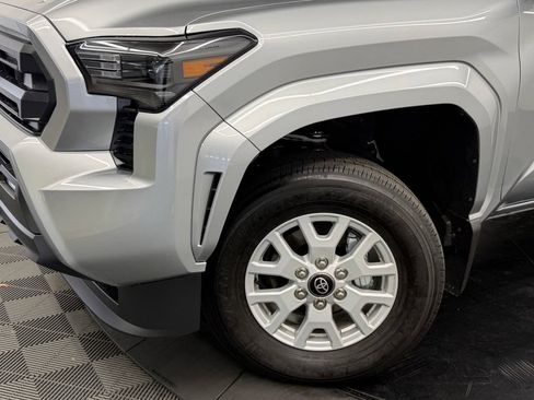 Used 2026 Toyota Tacoma SR5 RWD image 5
