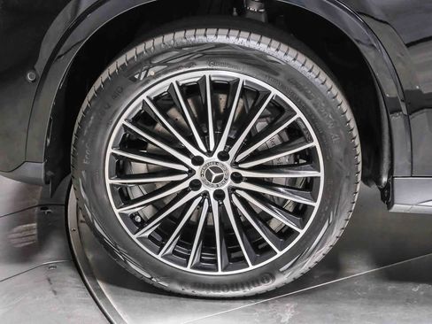 Used 2023 Mercedes-Benz GLC 300 image 10