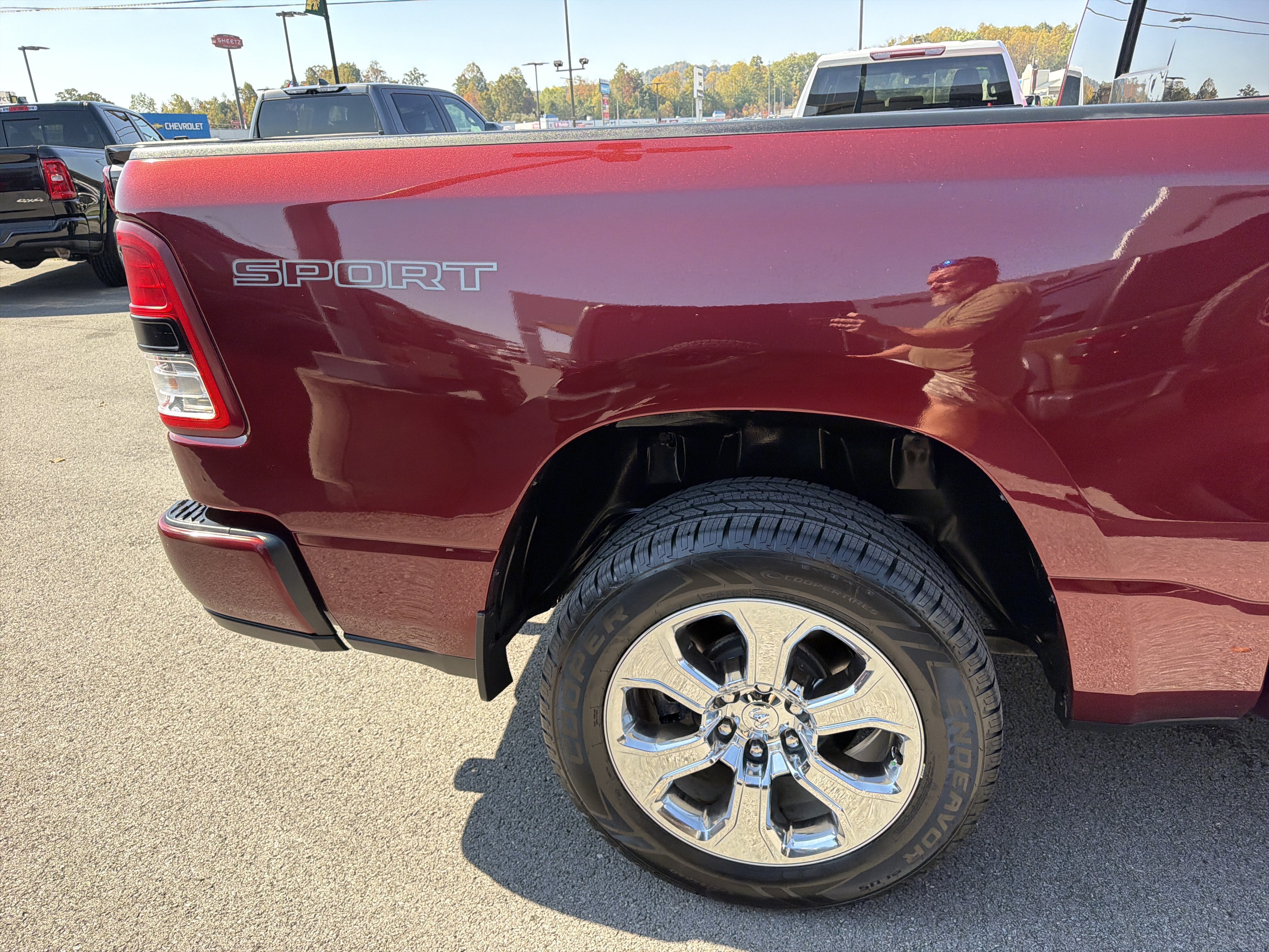Used 2021 RAM 1500 Big Horn AWD/4WD image 6