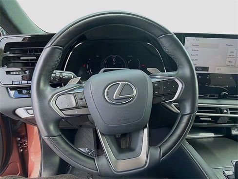 Used 2024 Lexus RX 350 image 10
