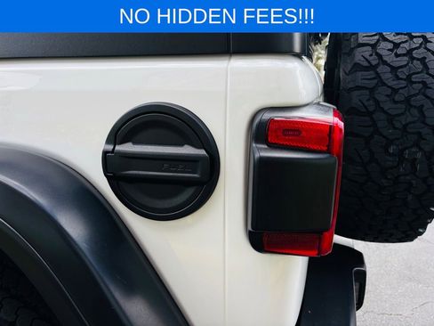 Used 2024 Jeep Wrangler Unlimited Rubicon image 10