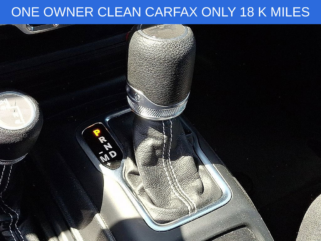Used 2022 Jeep Wrangler Unlimited Sahara w/ Cold Weather Group AWD/4WD image 14