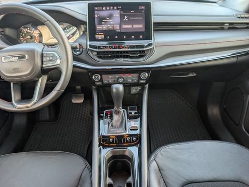 Used 2024 Jeep Compass Trailhawk AWD/4WD image 7