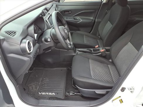 Used 2024 Nissan Versa S w/ S Plus Package image 10