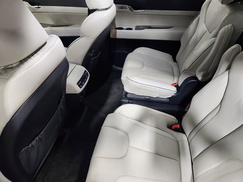 Used 2025 Hyundai Palisade Calligraphy FWD image 51