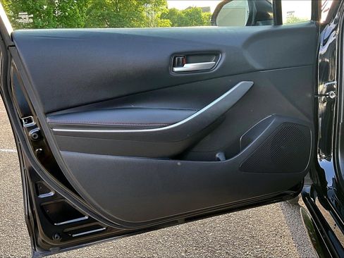 Used 2023 Toyota Corolla SE w/ SE Premium Package image 22