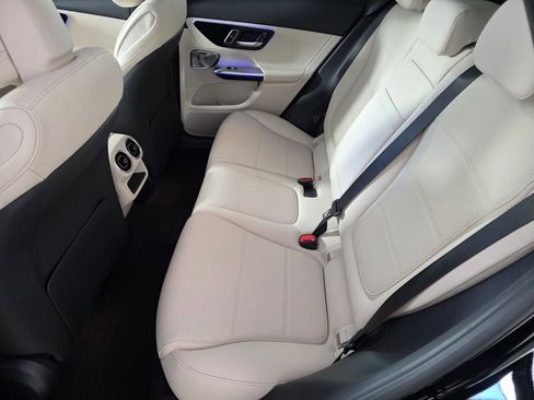 New 2026 Mercedes-Benz GLC 300 image 11