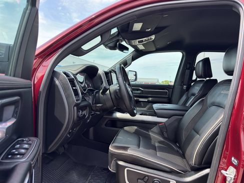 Used 2023 RAM 1500 Laramie AWD/4WD image 12