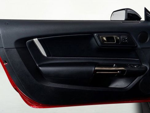 Used 2020 Ford Mustang Shelby GT500 w/ Technology Package image 37