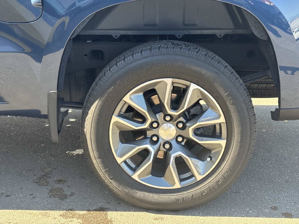 Used 2023 Chevrolet Silverado 1500 LT RWD image 30