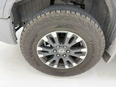 Used 2019 Nissan Titan PRO-4X w/ Pro-4x Convenience Package AWD/4WD image 7