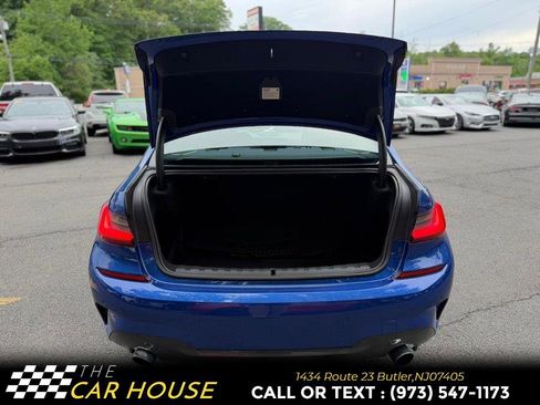 Used 2019 BMW 330i xDrive Sedan w/ M Sport Package AWD/4WD image 18