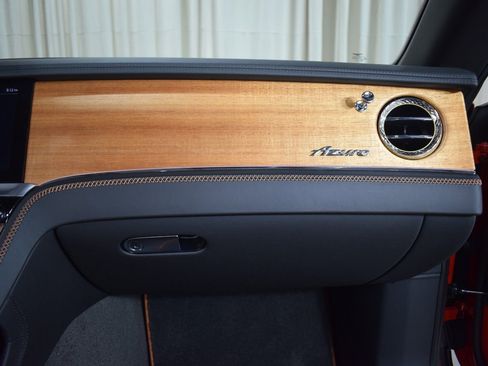 Used 2023 Bentley Continental GT Azure image 26