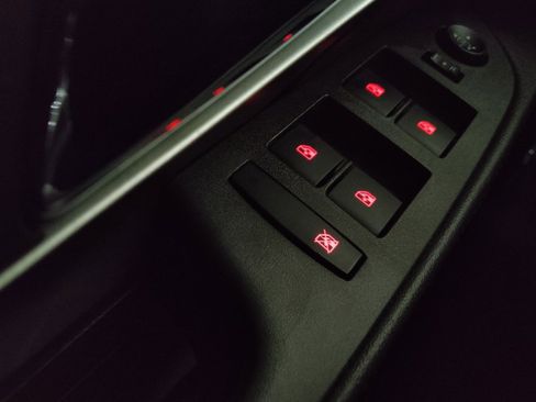 Used 2016 GMC Terrain SLE image 27