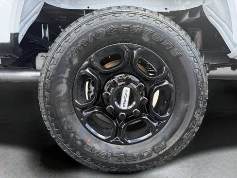 New 2026 Ford F350 XLT w/ XLT Premium Package AWD/4WD image 8