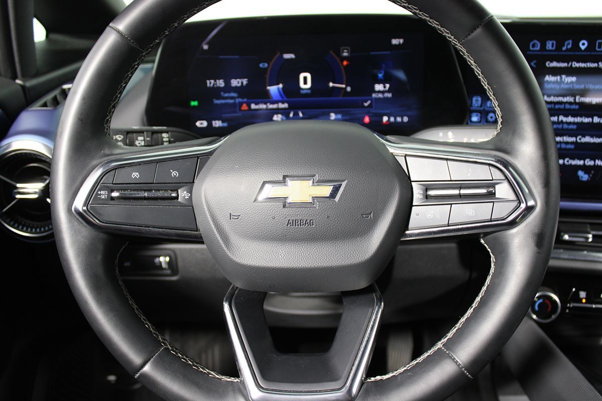 Used 2024 Chevrolet Equinox EV LT w/ LPO, All-Weather Mat Package FWD image 10
