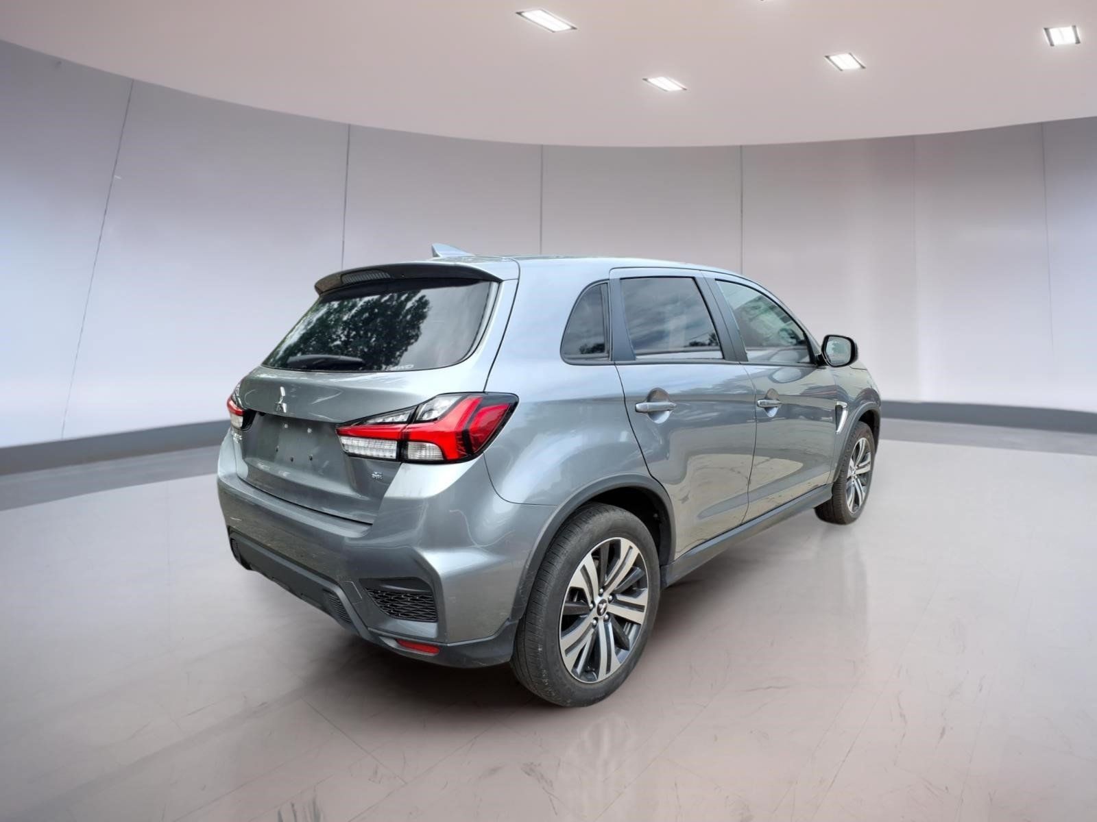Used 2025 Mitsubishi Outlander Sport SE AWD/4WD image 4