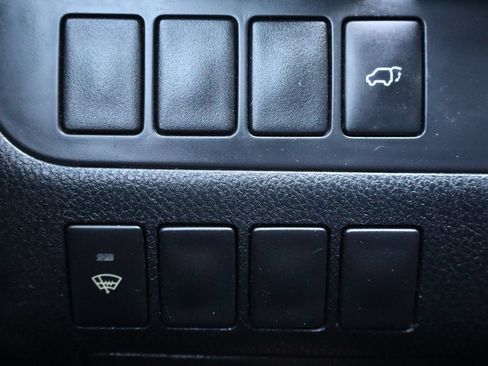 Used 2015 Toyota Highlander XLE FWD image 31