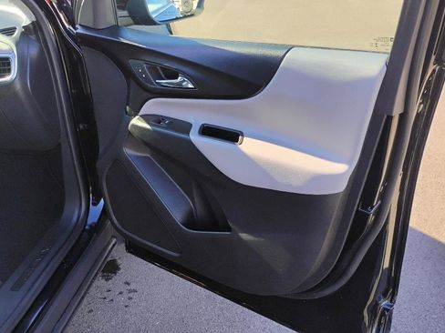 Used 2023 Chevrolet Equinox LT AWD/4WD image 21